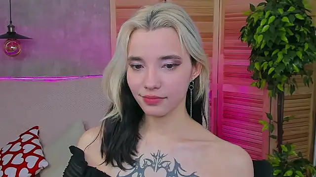 Snapshot of as1an_girlfriend chatting on 03/05/25, 08:43 as1an girlfriend online show from 03/05/25, 08:43