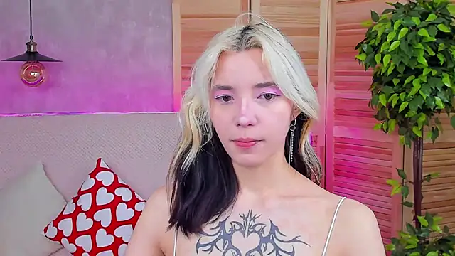 Snapshot of as1an_girlfriend chatting on 03/11/25, 03:26 as1an girlfriend online show from 03/11/25, 03:26