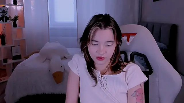 as1an girlfriend online show from 06/12/26, 03:38