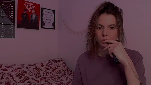 Snapshot of _ni_kiss chatting on 01/22/25, 09:21 ni kiss online show from 01/22/25, 09:21