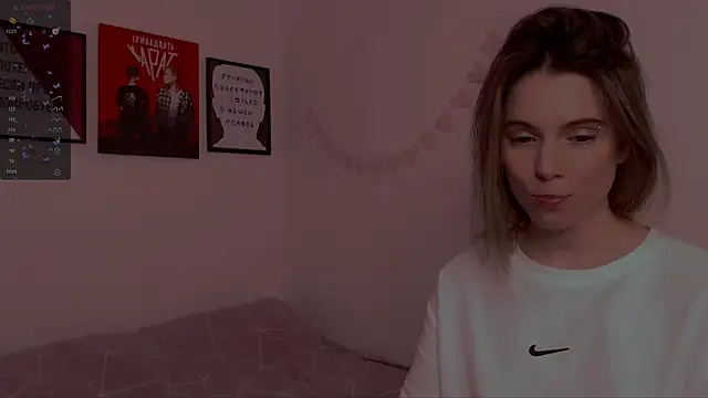 Snapshot of _ni_kiss chatting on 01/25/25, 12:38 ni kiss online show from 01/25/25, 12:38