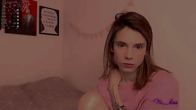 Snapshot of _ni_kiss chatting on 02/22/25, 08:53 ni kiss online show from 02/22/25, 08:53