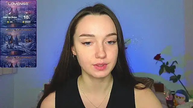 Snapshot of Wild_Sophie_ chatting on 12/25/24, 06:41 Wild Sophie online show from 12/25/24, 06:41