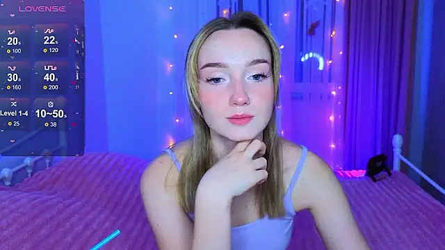 Wild Sophie  online show from 01/12/26, 03:28