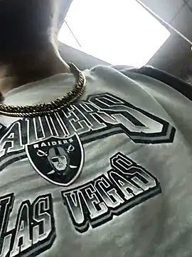 Ozomitro online show from 10/06/25, 07:44