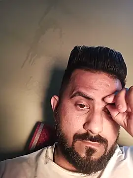 Snapshot of Vickymehra005 chatting on 01/05/25, 05:20 Vickymehra005 online show from 01/05/25, 05:20