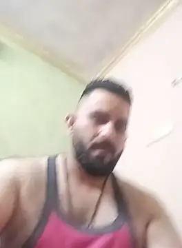 Snapshot of Vickymehra005 chatting on 10/01/25, 03:56 Vickymehra005 online show from 10/01/25, 03:56