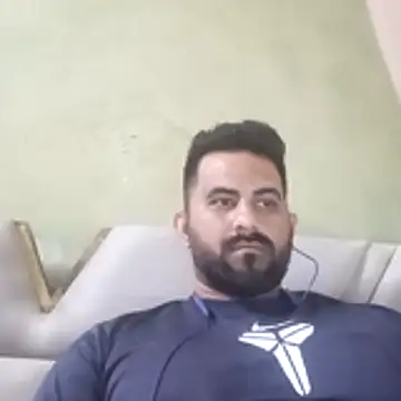 Snapshot of Vickymehra005 chatting on 10/26/25, 07:42 Vickymehra005 online show from 10/26/25, 07:42