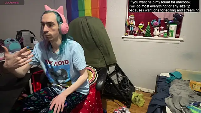 tallnerdyguy online show from 03/15/25, 01:30