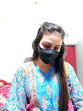 Snapshot of Tisha-01 chatting on 06/18/26, 01:04 Tisha-01 online show from 06/18/26, 01:04