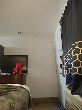 Snapshot of ivylee31 chatting on 01/05/25, 09:26 ivylee31 online show from 01/05/25, 09:26