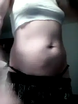 Snapshot of ivylee31 chatting on 01/21/25, 06:43 ivylee31 online show from 01/21/25, 06:43