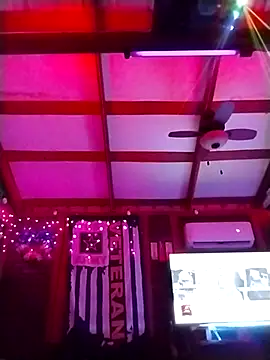 Snapshot of ivylee31 chatting on 03/01/25, 05:20 ivylee31 online show from 03/01/25, 05:20