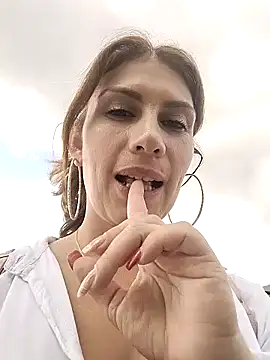 Alysson-- online show from 01/16/25, 03:56