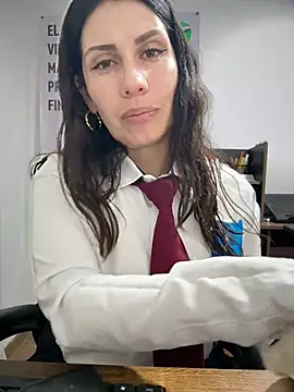 Snapshot of Alysson-- chatting on 04/16/26, 02:07 Alysson-- online show from 04/16/26, 02:07
