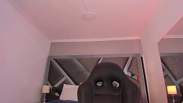 AmberiniHoffman online show from 01/22/25, 11:34