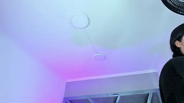 AmberiniHoffman online show from 10/22/25, 11:54