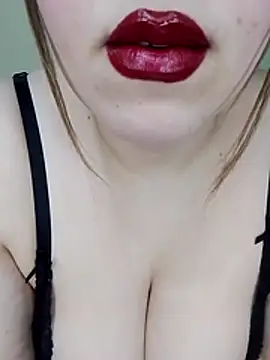 Snapshot of sexy-mariya chatting on 02/23/26, 07:11 sexy-mariya online show from 02/23/26, 07:11