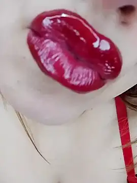 Snapshot of sexy-mariya chatting on 03/06/26, 07:32 sexy-mariya online show from 03/06/26, 07:32