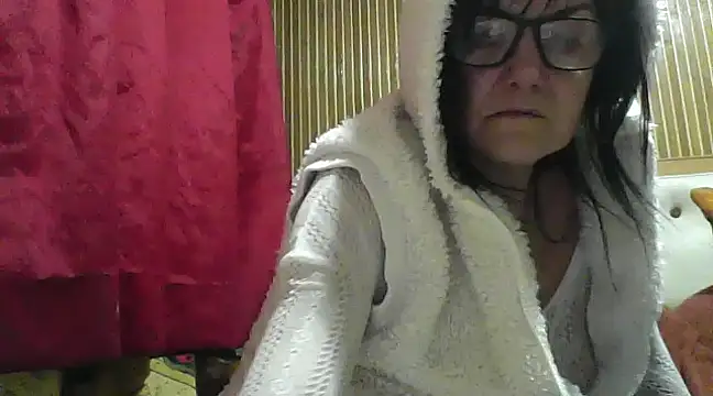 AlanaLaDream online show from 02/08/25, 06:12