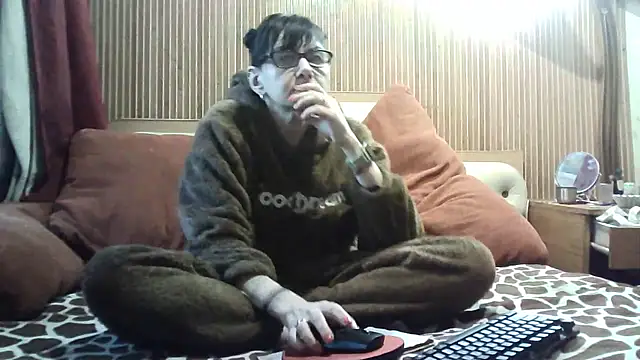 Snapshot of AlanaLaDream chatting on 03/02/26, 03:08 AlanaLaDream online show from 03/02/26, 03:08