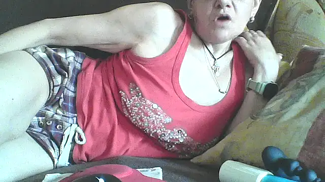 Snapshot of AlanaLaDream chatting on 03/11/26, 08:31 AlanaLaDream online show from 03/11/26, 08:31