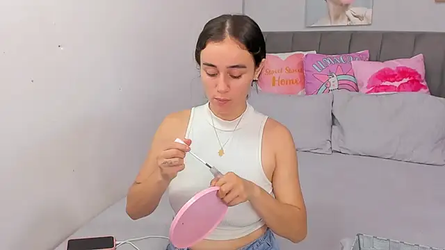 naughtyloverss online show from 04/24/26, 04:53