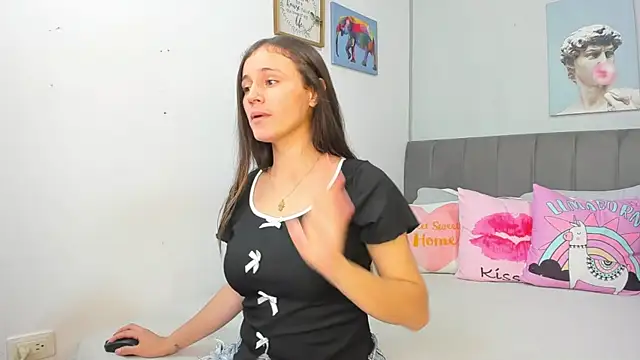 naughtyloverss online show from 05/21/26, 02:35