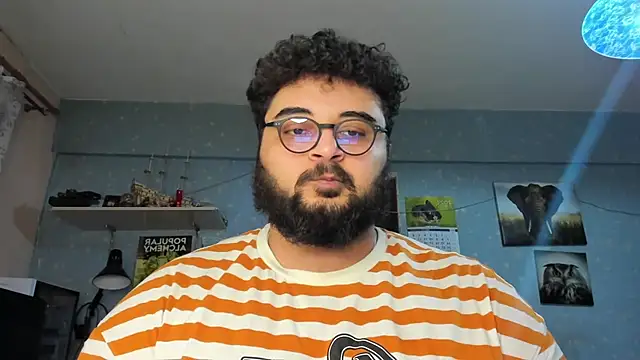 Snapshot of teddy_alan chatting on 02/04/25, 05:23 teddy alan online show from 02/04/25, 05:23