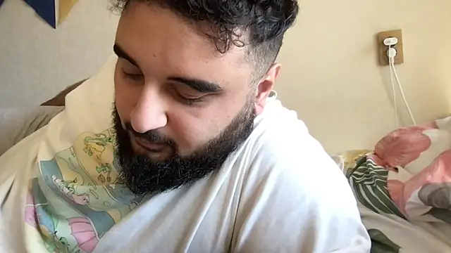 Snapshot of teddy_alan chatting on 09/11/25, 11:43 teddy alan online show from 09/11/25, 11:43