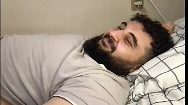 Snapshot of teddy_alan chatting on 09/23/25, 08:01 teddy alan online show from 09/23/25, 08:01