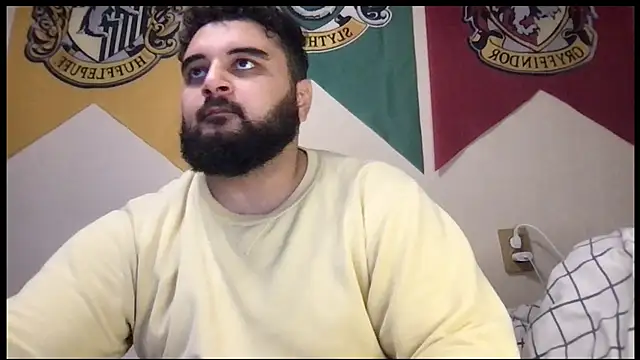 Snapshot of teddy_alan chatting on 09/25/25, 08:23 teddy alan online show from 09/25/25, 08:23