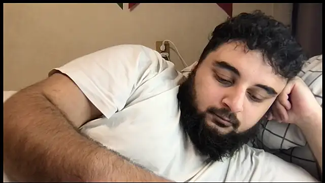 Snapshot of teddy_alan chatting on 10/10/25, 08:46 teddy alan online show from 10/10/25, 08:46