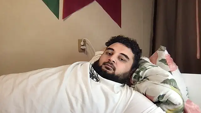 Snapshot of teddy_alan chatting on 10/17/25, 12:30 teddy alan online show from 10/17/25, 12:30