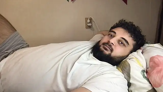 Snapshot of teddy_alan chatting on 10/19/25, 02:29 teddy alan online show from 10/19/25, 02:29