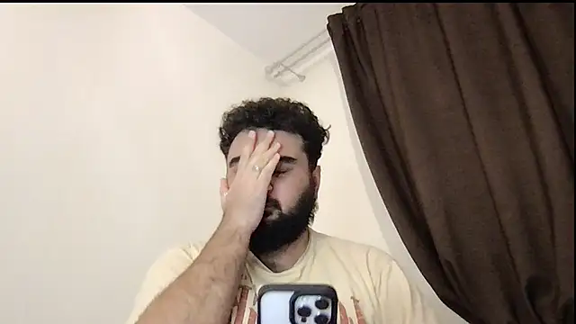 Snapshot of teddy_alan chatting on 11/17/25, 12:44 teddy alan online show from 11/17/25, 12:44