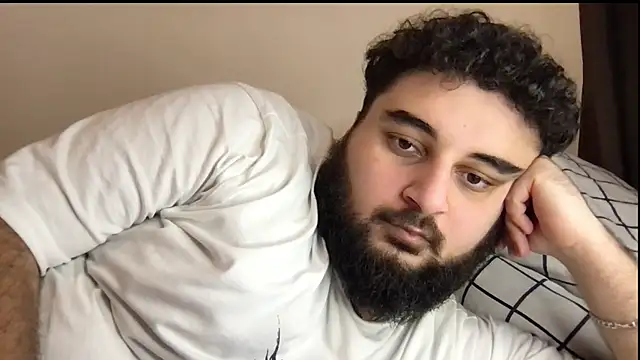 Snapshot of teddy_alan chatting on 11/26/25, 02:18 teddy alan online show from 11/26/25, 02:18