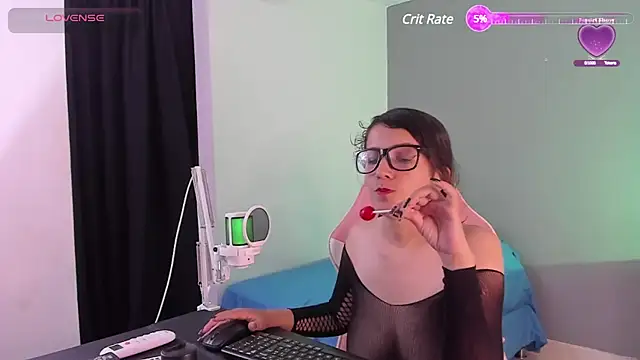 gwen ashly online show from 02/22/25, 07:47