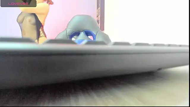 gwen ashly online show from 03/13/25, 10:10