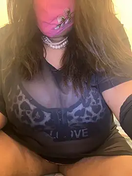 Snapshot of SnehaRai chatting on 09/26/25, 06:23 SnehaRai online show from 09/26/25, 06:23