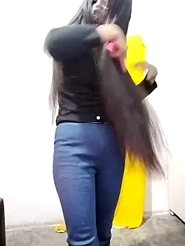 Snapshot of Cute-Ridhima chatting on 01/09/26, 10:29 Cute-Ridhima online show from 01/09/26, 10:29