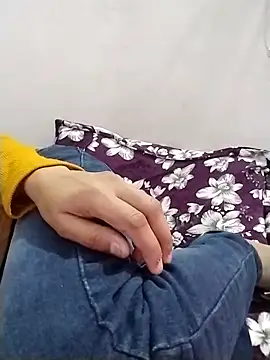 Snapshot of Cute-Ridhima chatting on 02/01/26, 07:18 Cute-Ridhima online show from 02/01/26, 07:18