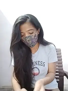 Cute-Ridhima online show from 05/12/26, 03:03