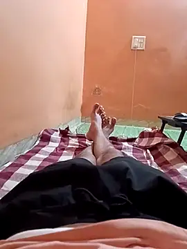 Snapshot of 1010SumiT chatting on 02/06/26, 05:05 1010SumiT online show from 02/06/26, 05:05