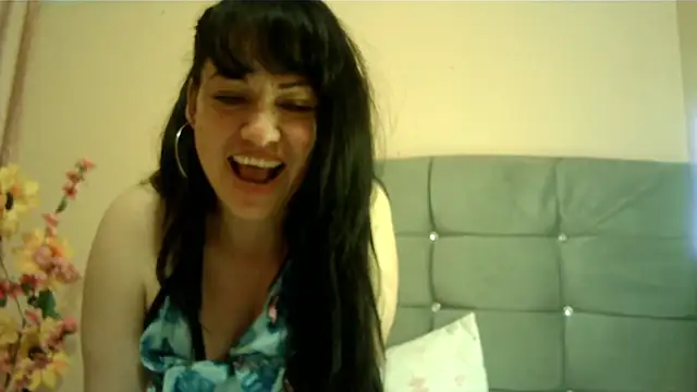 Snapshot of taylor198115 chatting on 11/21/25, 06:56 taylor198115 online show from 11/21/25, 06:56