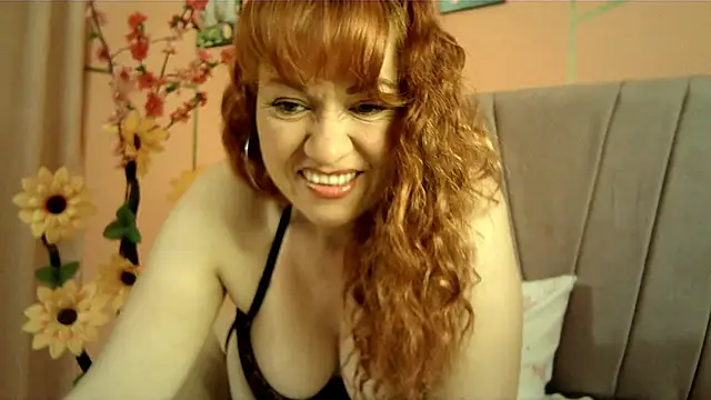 Snapshot of taylor198115 chatting on 05/26/26, 05:25 taylor198115 online show from 05/26/26, 05:25