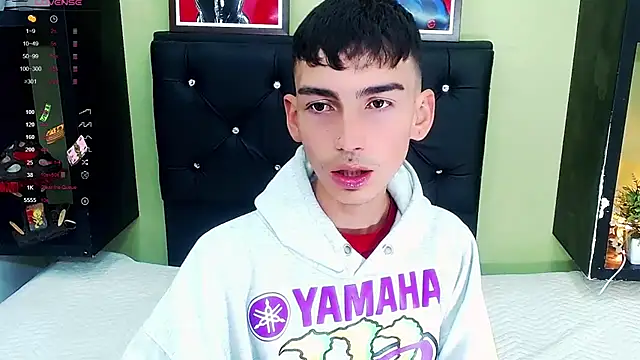 Snapshot of ttimy_x_boy chatting on 01/25/25, 10:07 ttimy x boy online show from 01/25/25, 10:07