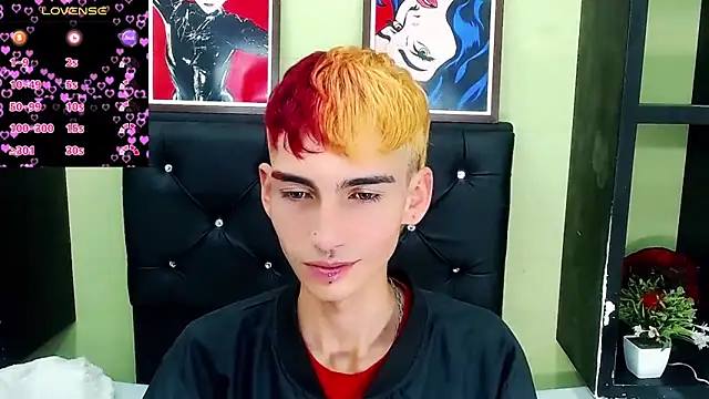 Snapshot of ttimy_x_boy chatting on 03/11/25, 10:31 ttimy x boy online show from 03/11/25, 10:31