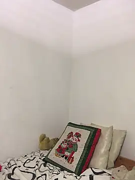 Miss oliviaa online show from 01/11/25, 11:02