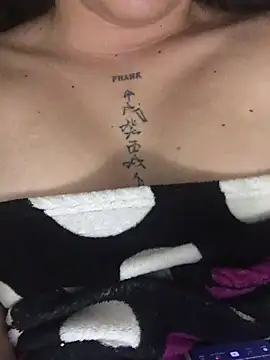 Miss oliviaa online show from 01/15/25, 12:09